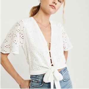 A&F cropped eyelet tie waist top size XXS